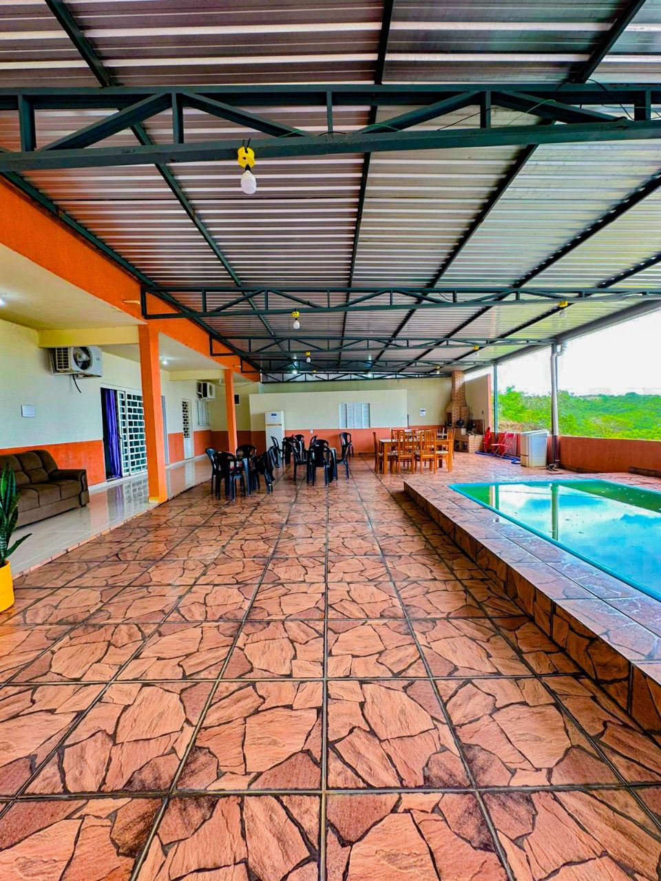 Área gourmet com piscina